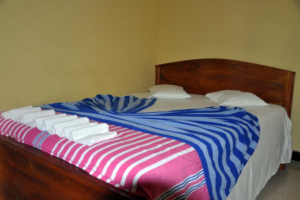 Hotel Pearl Gate Chilaw Exterior foto