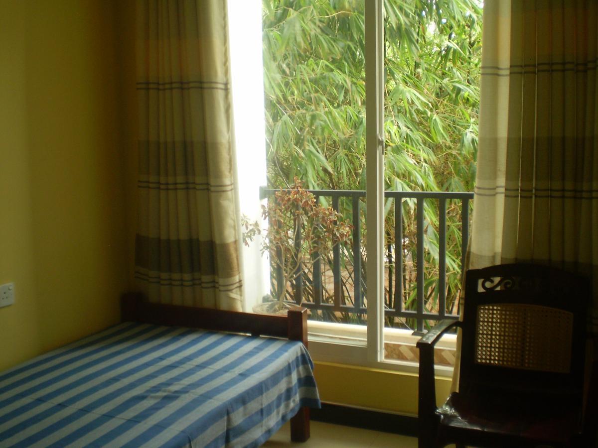 Hotel Pearl Gate Chilaw Exterior foto